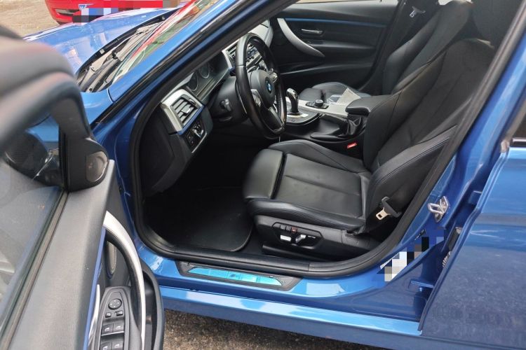 Used BMW 3 Series 2018 320i M Sport Package Driver Seat