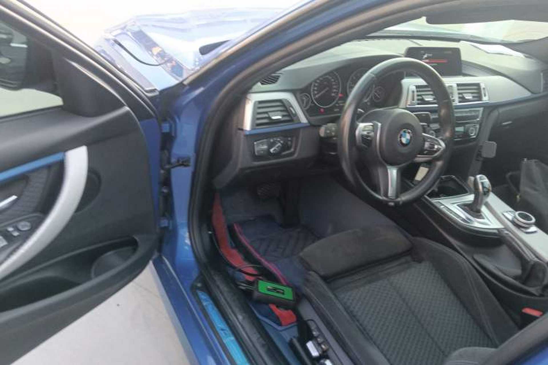 Used BMW 3 Series 2018 320i M Sport Package Driver Seat