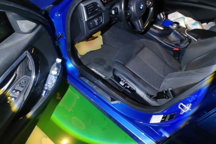 Used BMW 3 Series 2018 320i M Sport Night Edition Driver Seat