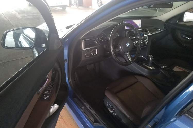 Used BMW 3 Series 2018 320Li Leading Model M Sport Package Driver Seat