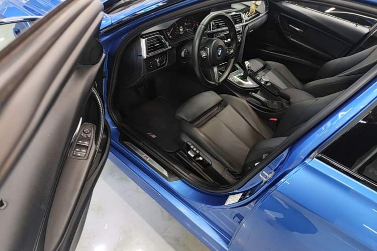 Used BMW 3 Series 2018 320Li Leading Model M Sport Package Driver Seat
