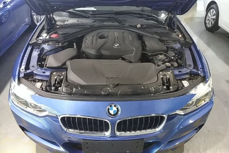 Used BMW 3 Series 2018 320Li Leading Model M Sport Package Engine Bay