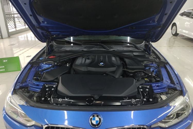 Used BMW 3 Series 2018 320Li Leading Model M Sport Package Engine Bay