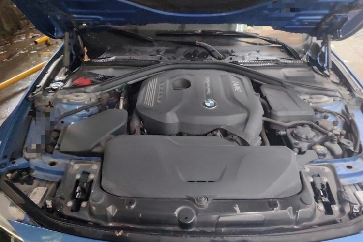 Used BMW 3 Series 2018 320i M Sport Night Edition Engine Bay