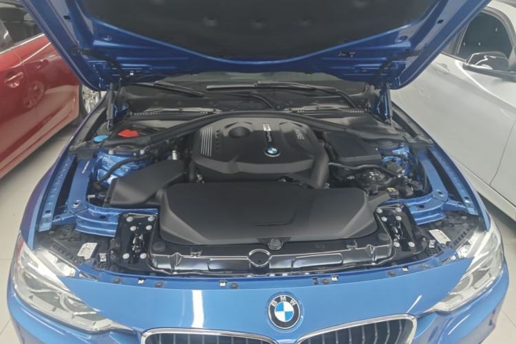 Used BMW 3 Series 2018 320Li Leading Model M Sport Package Engine Bay