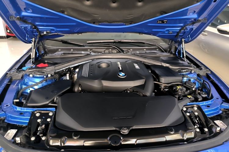 Used BMW 3 Series 2018 320Li Leading Model M Sport Package Engine Bay
