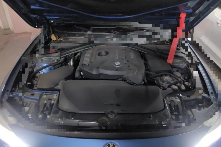 Used BMW 3 Series 2018 320i M Sport Night Edition Engine Bay