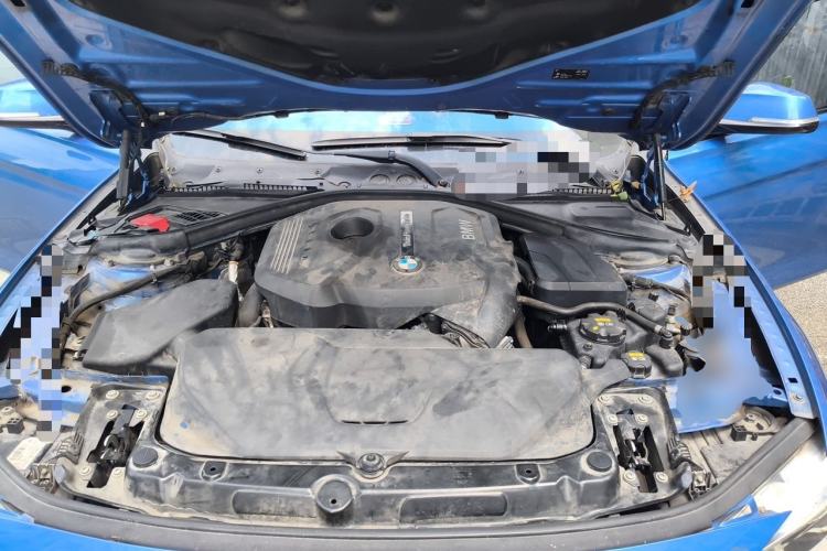 Used BMW 3 Series 2018 320i M Sport Package Engine Bay