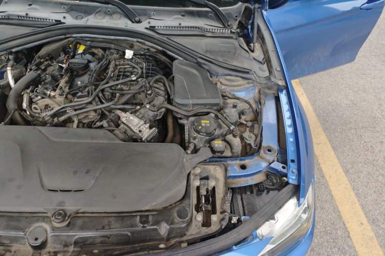 Used BMW 3 Series 2018 320Li M Sport Night Edition Engine Bay Left