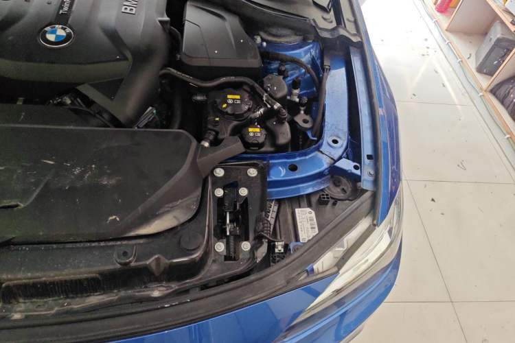 Used BMW 3 Series 2018 320Li M Sport Night Edition Engine Bay Left