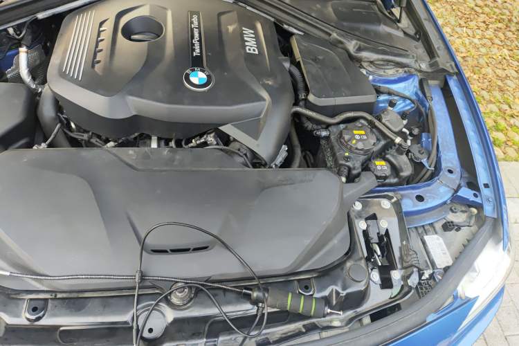 Used BMW 3 Series 2018 320i M Sport Package Engine Bay Left