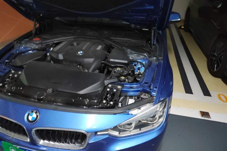 Used BMW 3 Series 2018 320Li Leading Model M Sport Package Engine Bay Left