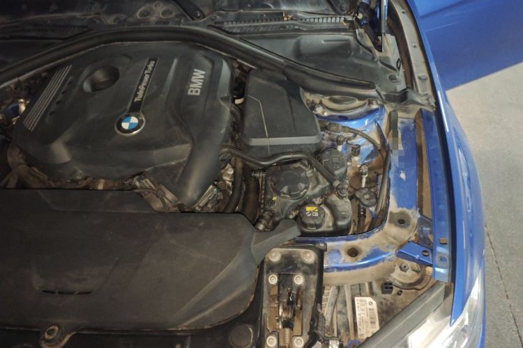 Used BMW 3 Series 2018 320Li M Sport Night Edition Engine Bay Left