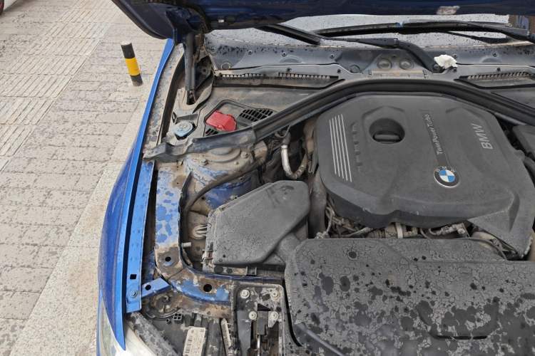 Used BMW 3 Series 2018 320i M Sport Night Edition Engine Bay Right