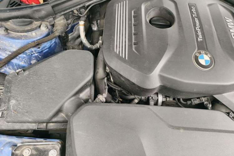 Used BMW 3 Series 2018 320i M Sport Package Engine Bay Right