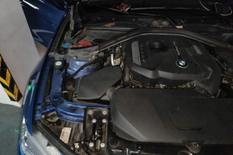 Used BMW 3 Series 2018 320Li Leading Model M Sport Package Engine Bay Right