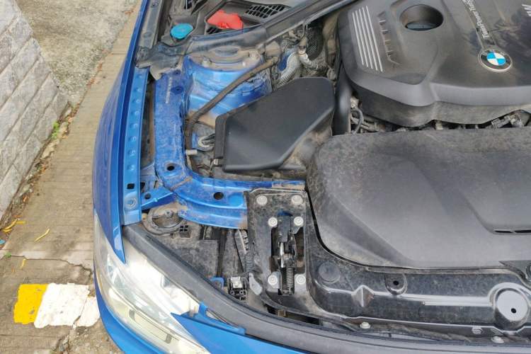 Used BMW 3 Series 2018 320Li Leading Model M Sport Package Engine Bay Right
