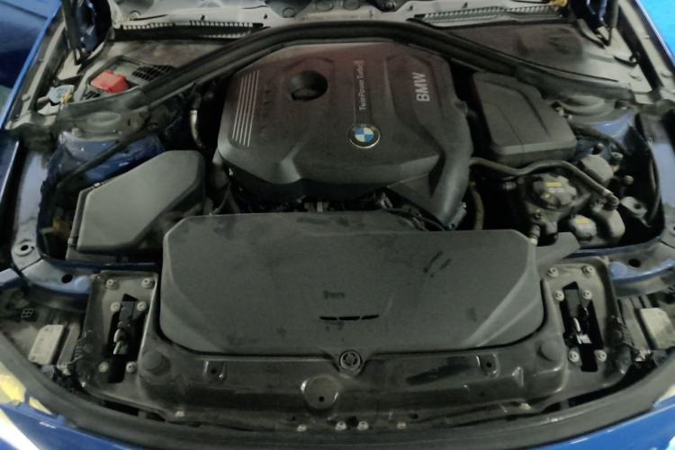 Used BMW 3 Series 2018 330Li M Sport Shadow Edition Engine Bay
