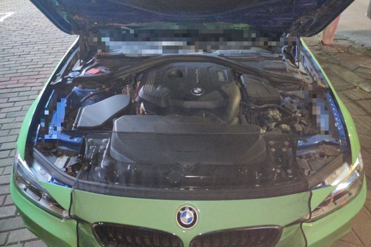 Used BMW 3 Series 2018 320Li Leading Model M Sport Package Engine Bay