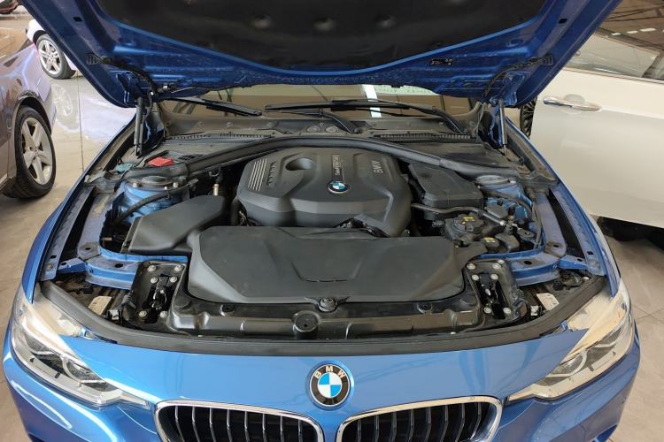 Used BMW 3 Series 2018 320Li Leading Model M Sport Package Engine Bay