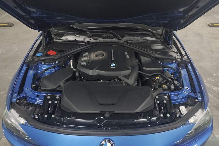 Used BMW 3 Series 2018 330Li M Sport Shadow Edition Engine Bay