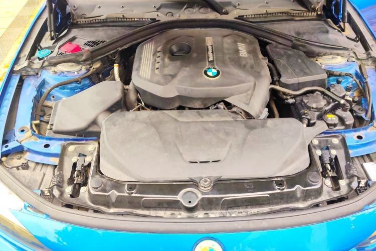 Used BMW 3 Series 2018 330i M Sport Night Edition Engine Bay