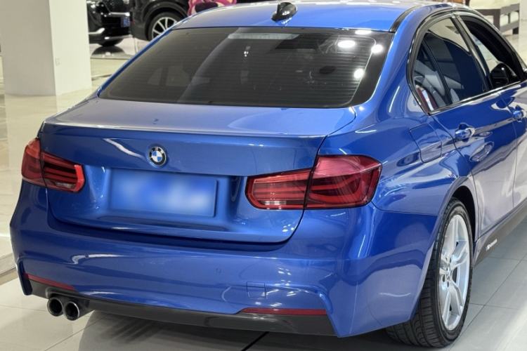 Used BMW 3 Series 2018 320i M Sport Package Exterior 2
