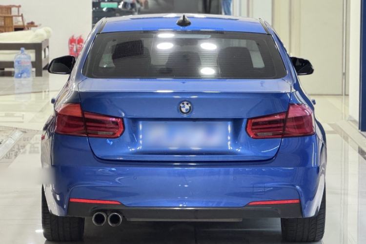 Used BMW 3 Series 2018 320i M Sport Package Exterior 3