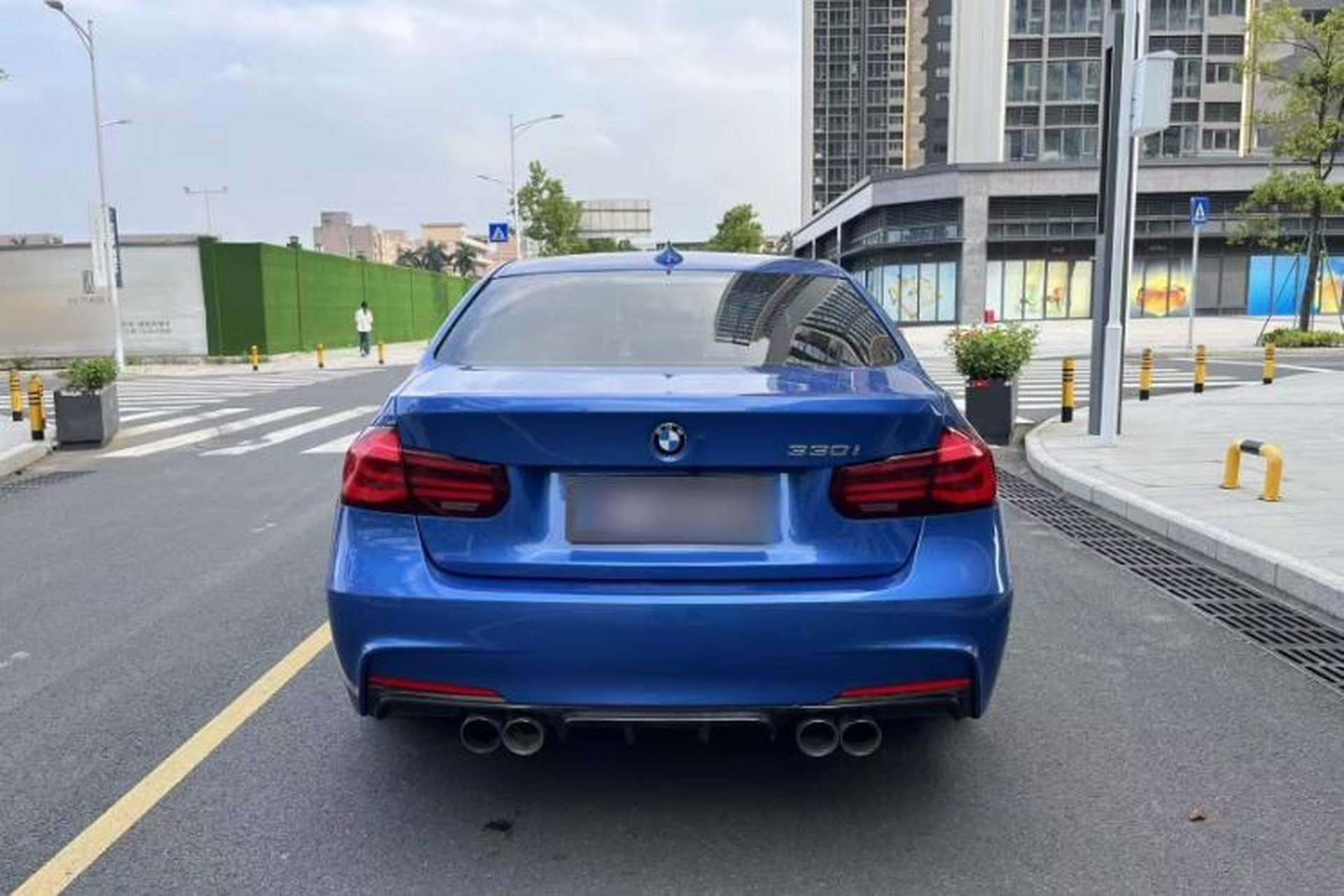 Used BMW 3 Series 2018 330i M Sport Night Edition Exterior 3