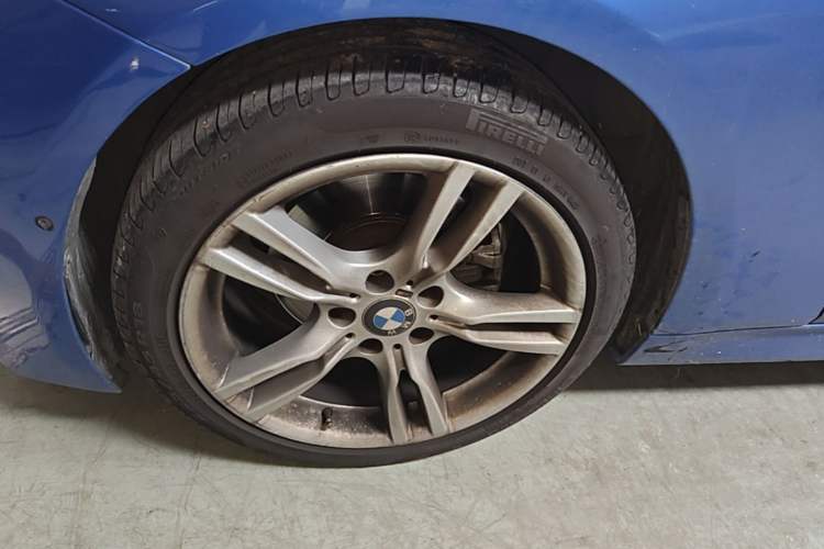 Used BMW 3 Series 2018 320Li Leading Model M Sport Package Exterior 4