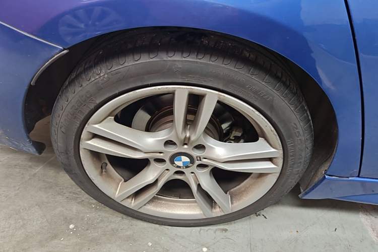 Used BMW 3 Series 2018 320Li Leading Model M Sport Package Exterior 5