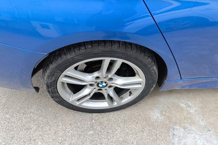 Used BMW 3 Series 2018 320Li Leading Model M Sport Package Exterior 5
