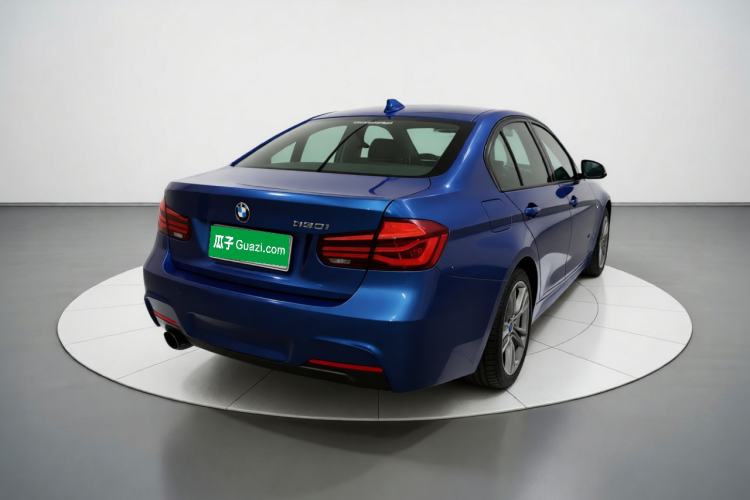 Used BMW 3 Series 2018 330i M Sport Night Edition Exterior 5