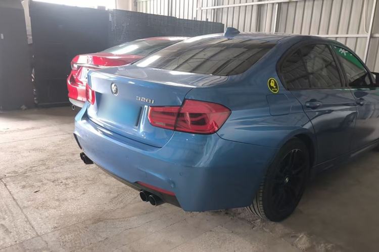 Used BMW 3 Series 2018 320i M Sport Package Exterior 5