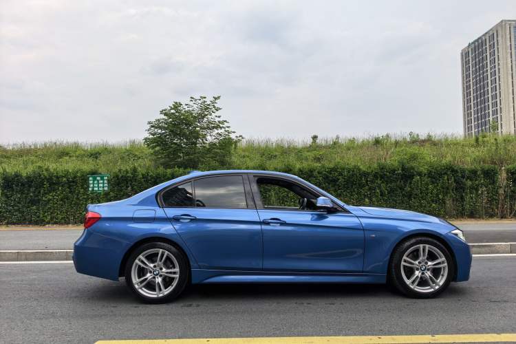 Used BMW 3 Series 2018 320i M Sport Package Exterior 8