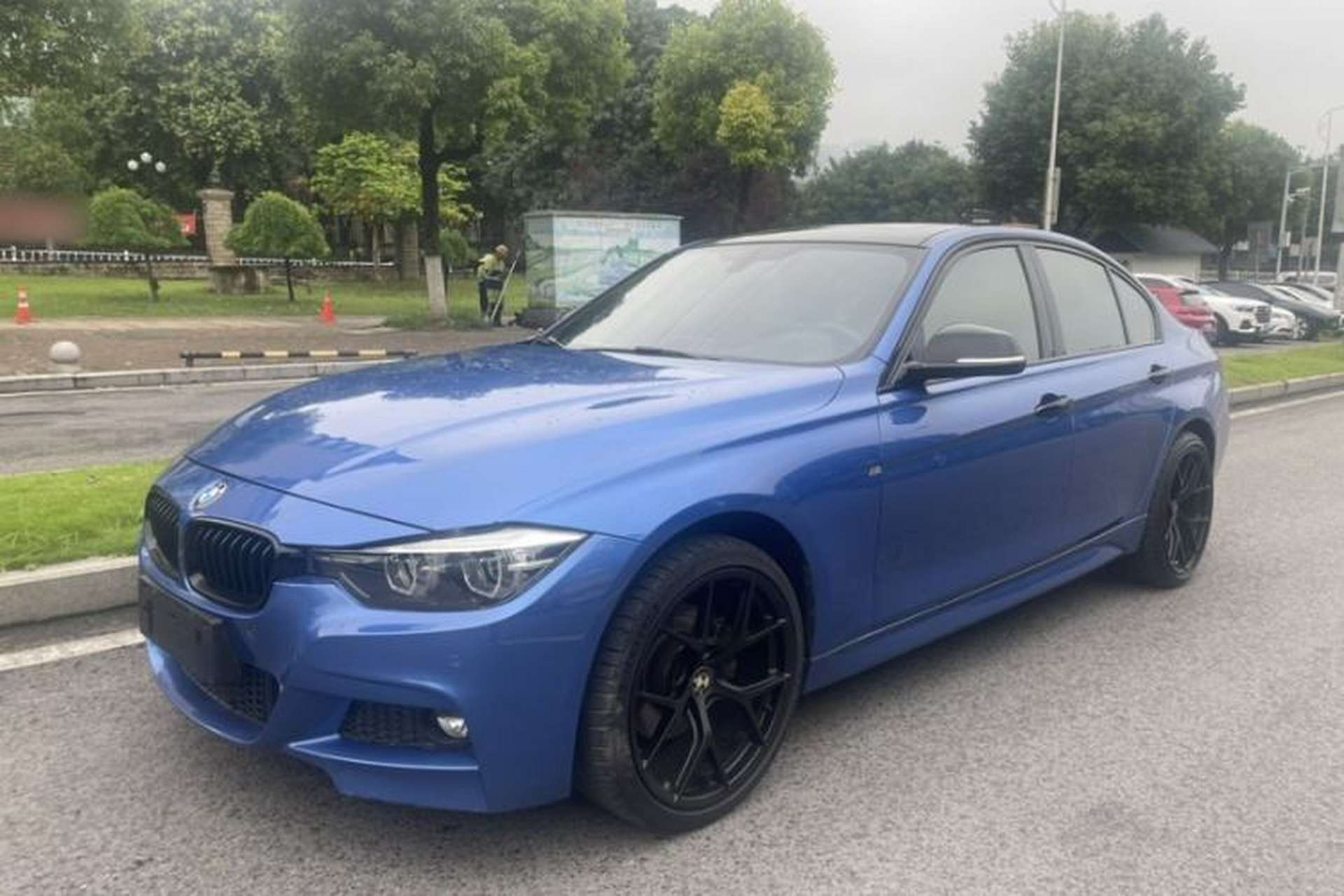Used BMW 3 Series 2018 330i M Sport Night Edition Front Left 45 Deg