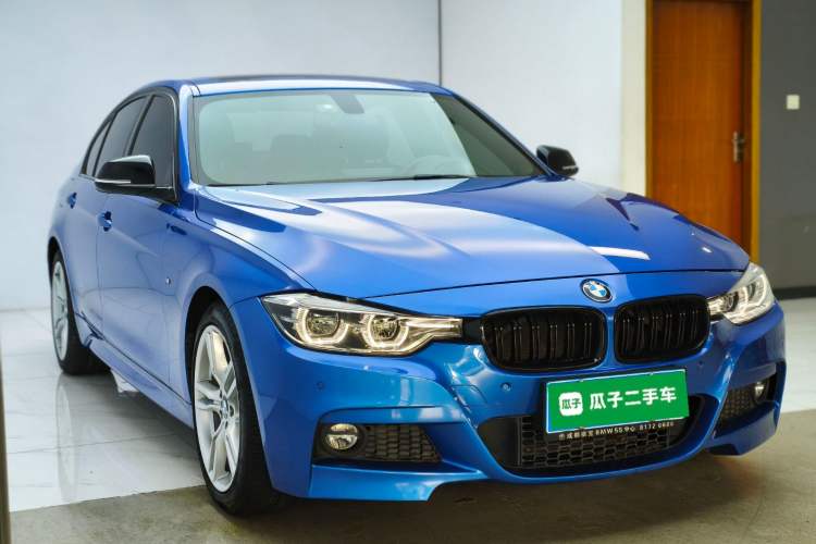 Used BMW 3 Series 2018 320i M Sport Package Front Right 45 Deg