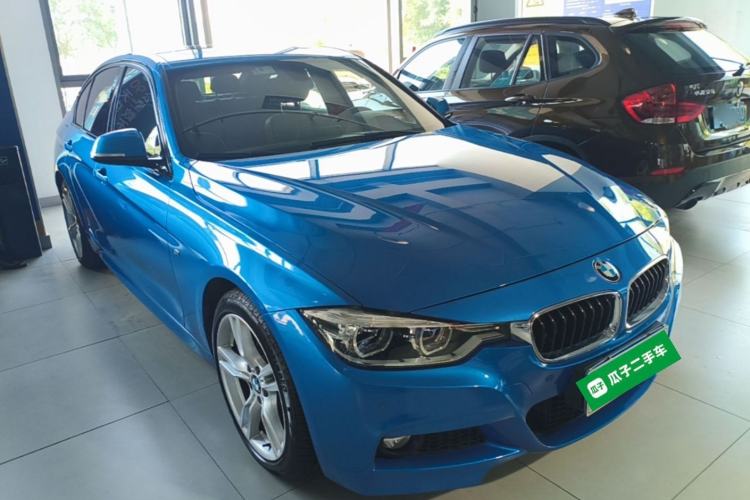 Used BMW 3 Series 2018 320i M Sport Package Front Right 45 Deg