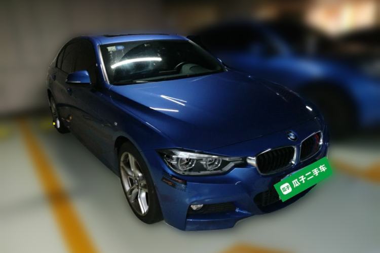 Used BMW 3 Series 2018 320i M Sport Package Front Right 45 Deg
