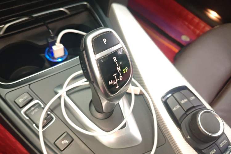 Used BMW 3 Series 2018 320i M Sport Package Gear Lever