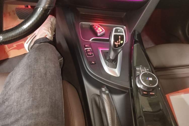 Used BMW 3 Series 2018 320Li Leading Model M Sport Package Gear Lever
