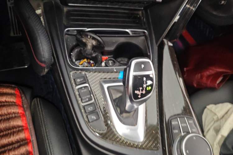 Used BMW 3 Series 2018 320Li M Sport Night Edition Gear Lever