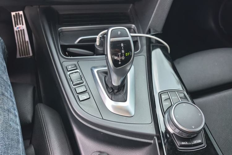 Used BMW 3 Series 2018 320Li Leading Model M Sport Package Gear Lever