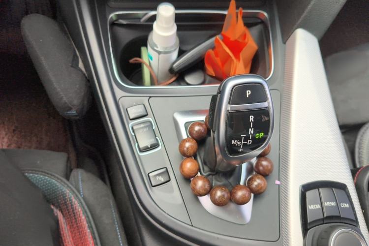 Used BMW 3 Series 2018 320i M Sport Package Gear Lever