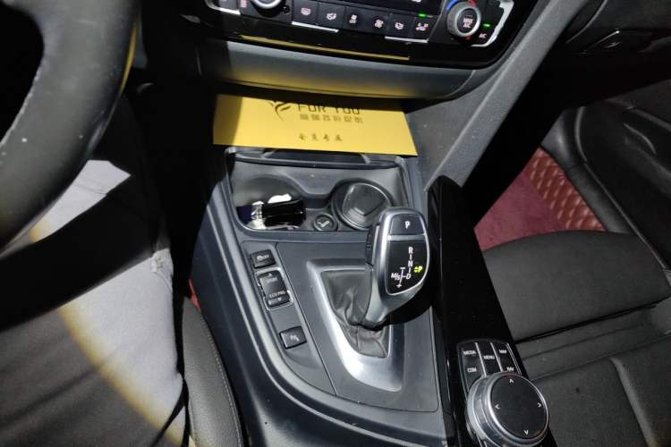 Used BMW 3 Series 2018 320Li Leading Model M Sport Package Gear Lever