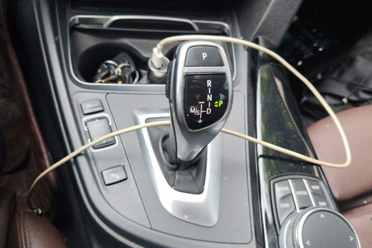 Used BMW 3 Series 2018 320Li Leading Model M Sport Package Gear Lever