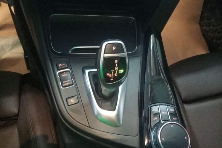 Used BMW 3 Series 2018 320Li Leading Model M Sport Package Gear Lever