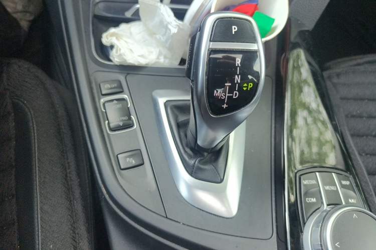 Used BMW 3 Series 2018 320Li Leading Model M Sport Package Gear Lever