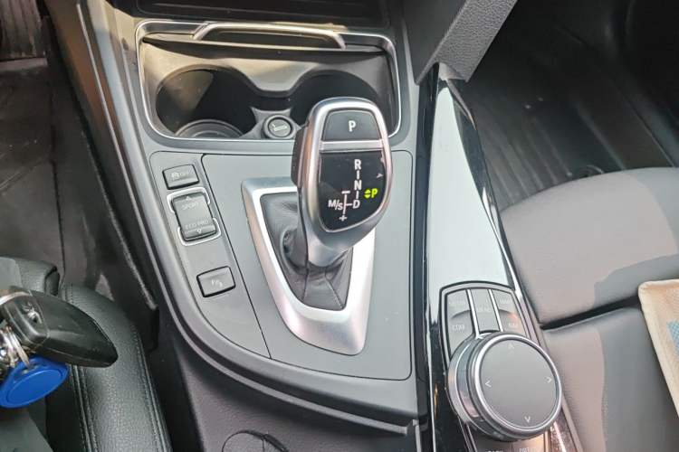 Used BMW 3 Series 2018 320Li Leading Model M Sport Package Gear Lever