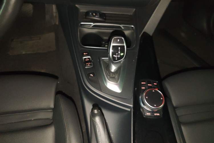 Used BMW 3 Series 2018 320Li Leading Model M Sport Package Gear Lever